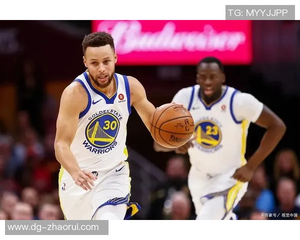 德雷蒙德格林的篮球智慧与团队精神如何塑造勇士王朝