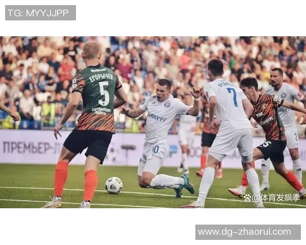 莫斯科迪纳摩迎战克拉斯全力争胜展现球队实力与风采 莫斯科迪纳摩迎战克拉斯全力争胜展现球队实力与风采