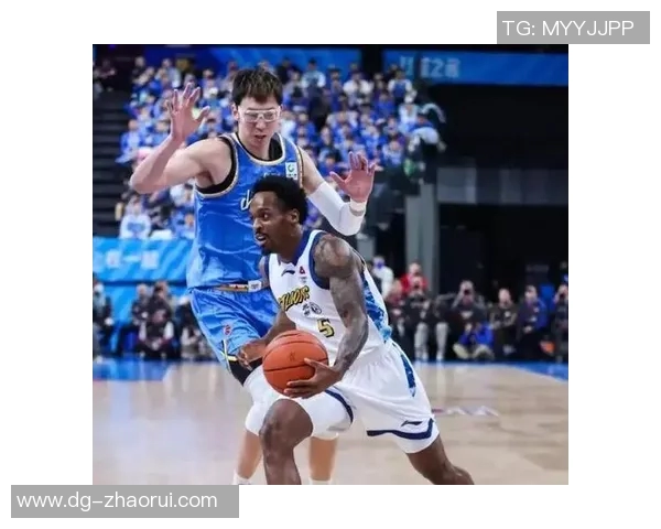 2014年CBA季后赛北京队与广厦队激战回顾精彩瞬间与关键时刻分析