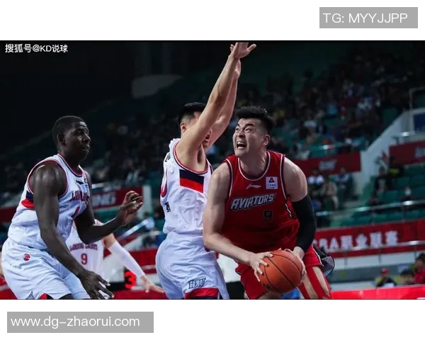 2019年广东队与深圳队半决赛精彩回顾与赛后分析 2019年广东队与深圳队半决赛精彩回顾与赛后分析