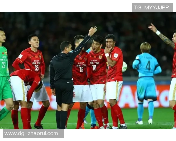 恒大与巴萨精彩对决集锦回顾球迷不容错过的精彩瞬间 恒大与巴萨精彩对决集锦回顾球迷不容错过的精彩瞬间