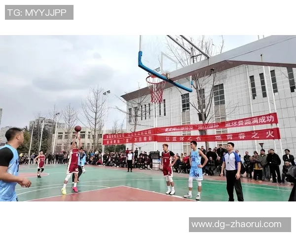 湖北华创与青岛的精彩对决揭示了篮球赛场上的激情与实力较量