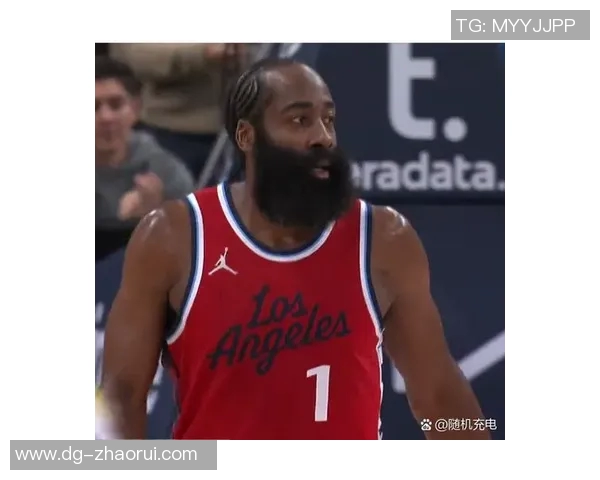 精彩对决NBA直播爵士队挑战快船队全场比赛精彩瞬间回顾