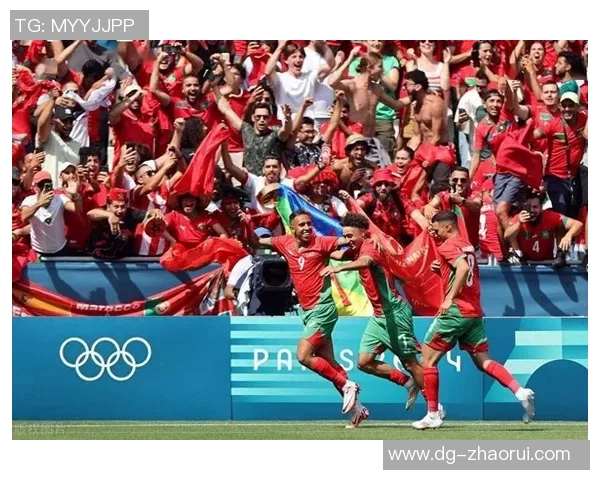 法国与荷兰激战正酣比赛结果揭晓引发球迷热议 法国与荷兰激战正酣比赛结果揭晓引发球迷热议